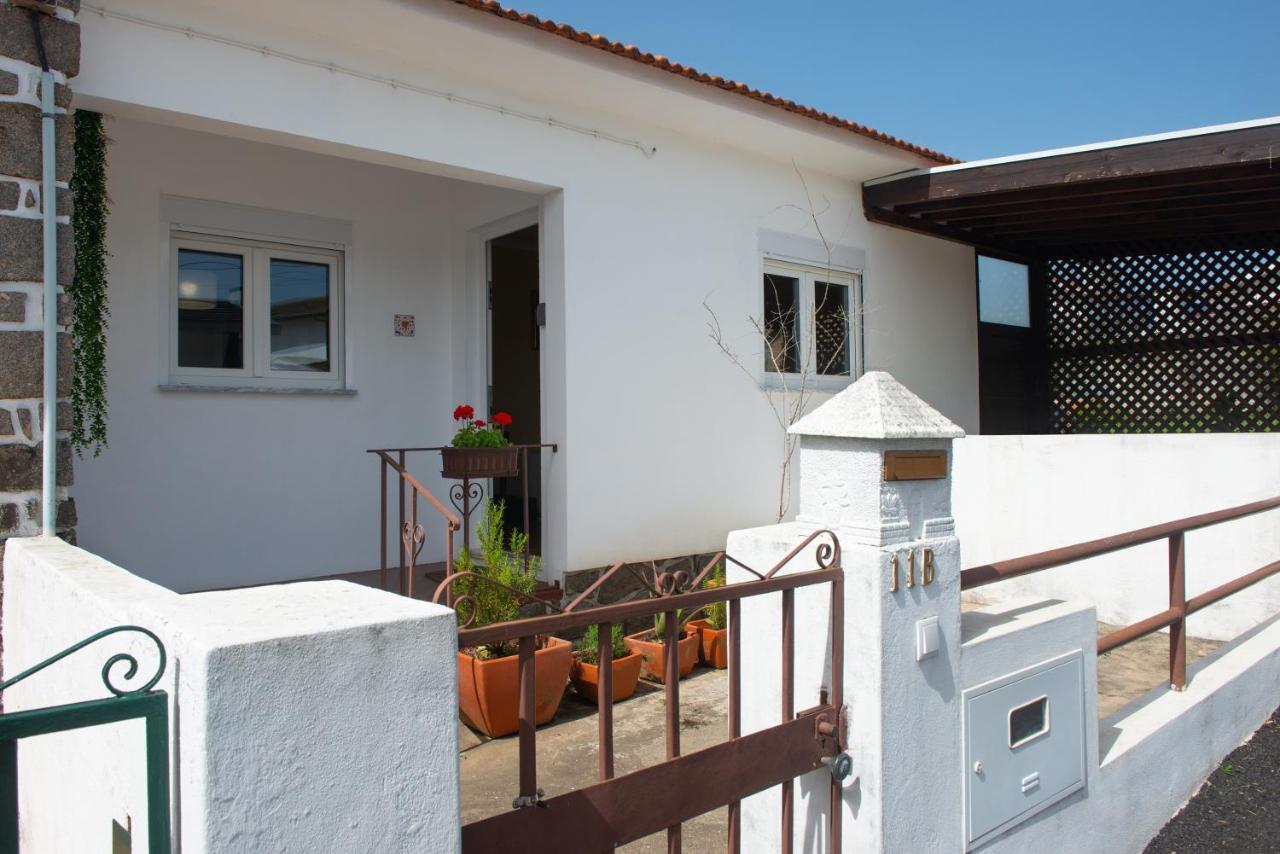 Casa Do Carvalhal - Natureza No Centro Da Cidade Guest House Santa Maria da Feira Eksteriør bilde